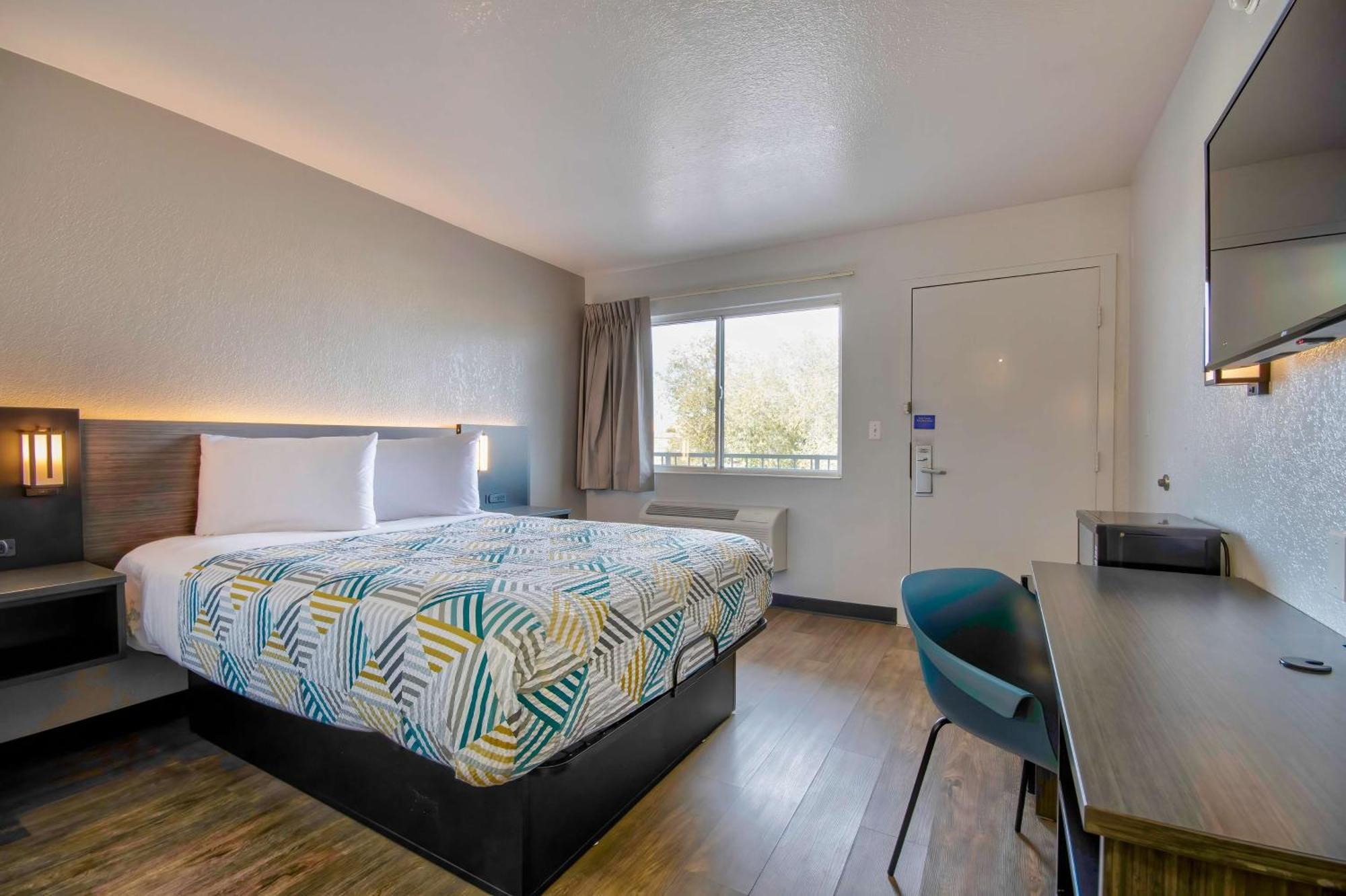 Motel 6-Albuquerque, Nm - Midtown Esterno foto