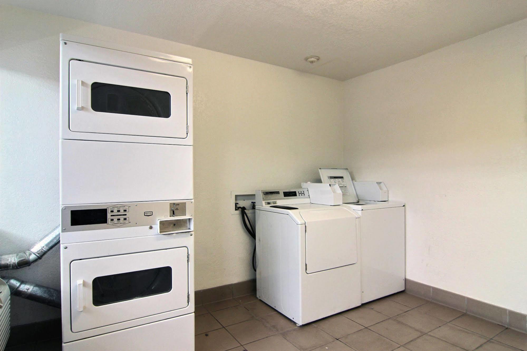 Motel 6-Albuquerque, Nm - Midtown Esterno foto