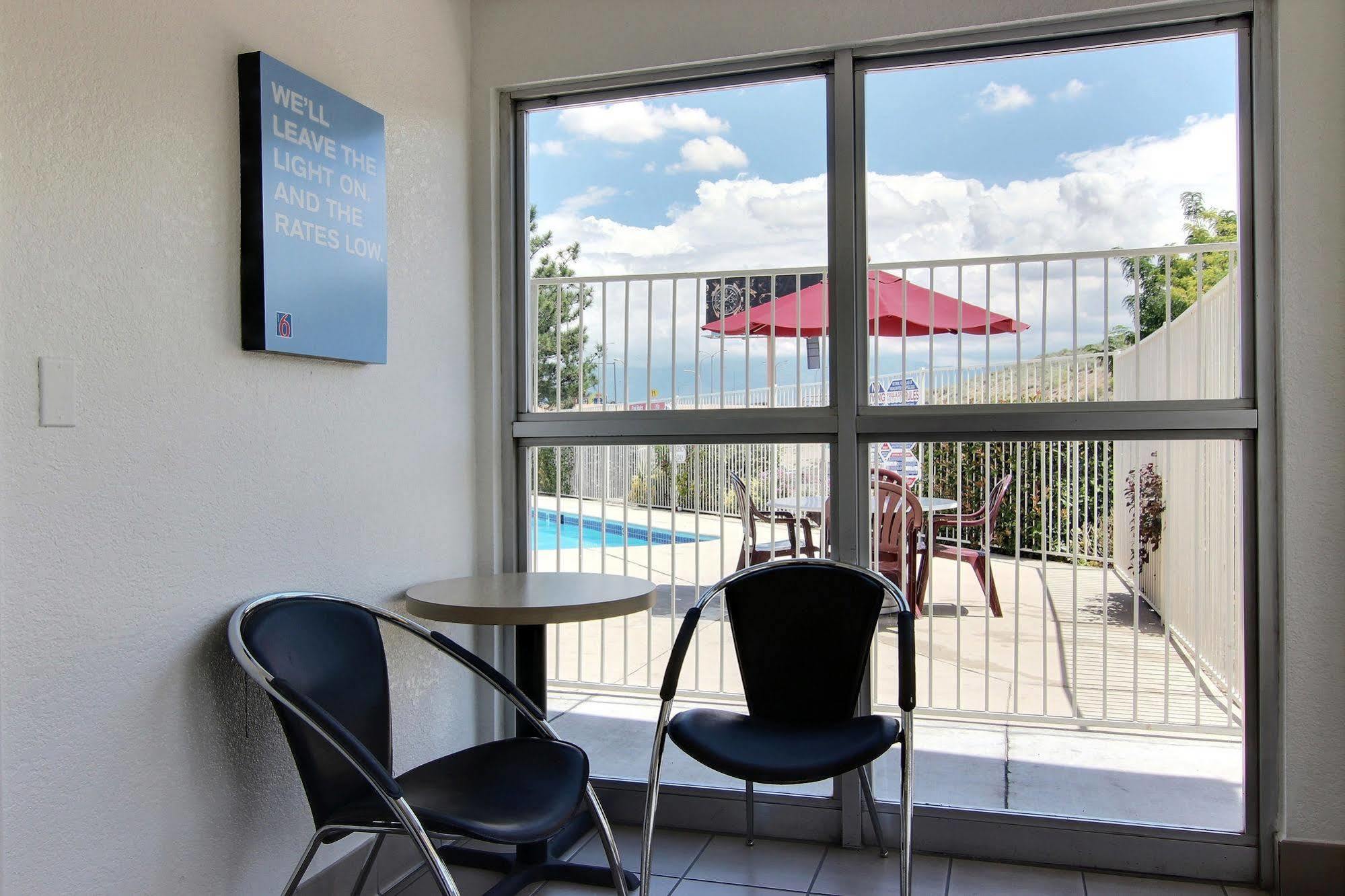 Motel 6-Albuquerque, Nm - Midtown Esterno foto
