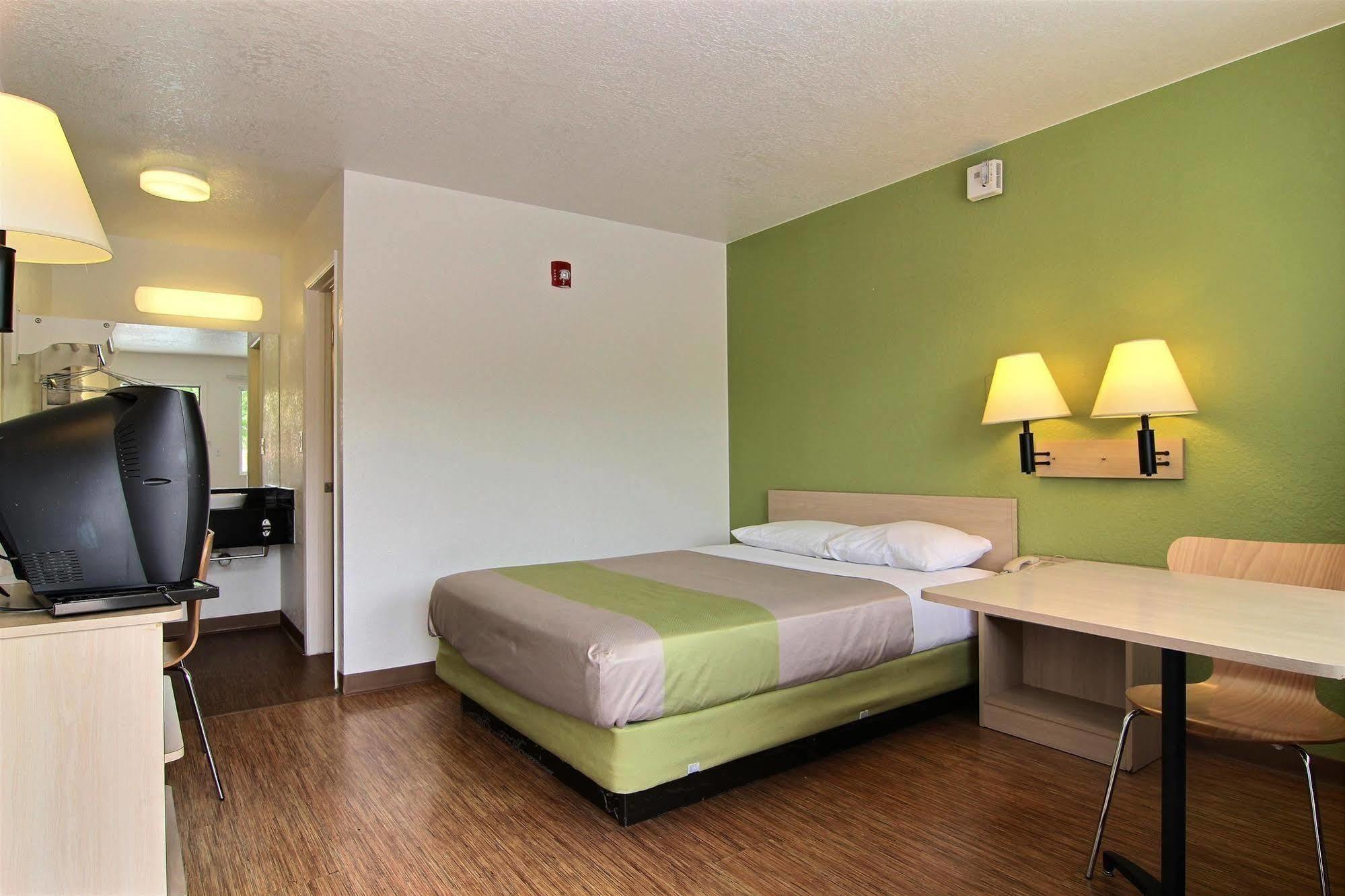 Motel 6-Albuquerque, Nm - Midtown Esterno foto